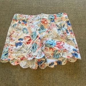 floral shorts